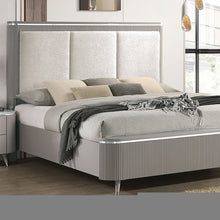 Load image into Gallery viewer, Aldridge Queen Bedroom Set
