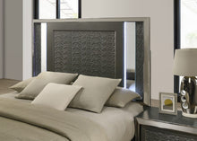 Load image into Gallery viewer, Leyland Queen Bedroom Set
