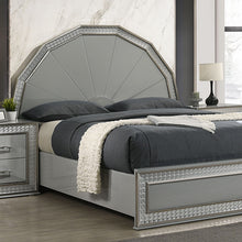 Load image into Gallery viewer, Cassiopeia Queen Bed
