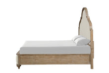 Load image into Gallery viewer, Lyris E.King &amp; Queen Bed
