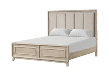 Load image into Gallery viewer, Midhurst Queen Bedroom Set
