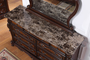 Ventresca Dresser