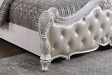 Load image into Gallery viewer, Ventresca Bed White &amp; Chrome
