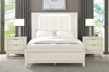 Load image into Gallery viewer, Isadore E.King &amp; Queen Bed
