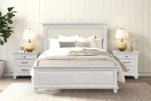 Load image into Gallery viewer, Swanley E.King &amp; Queen Bed
