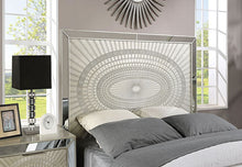 Load image into Gallery viewer, Valletta Cal.King Bed
