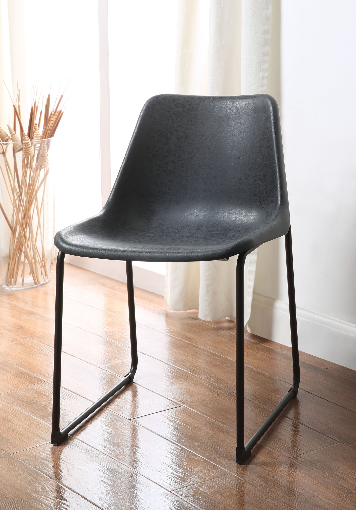 Valgus Vintage Black & Black Side Chair